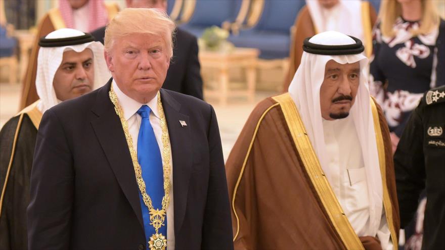 Riad se queda callado ante repetidas humillaciones de Trump