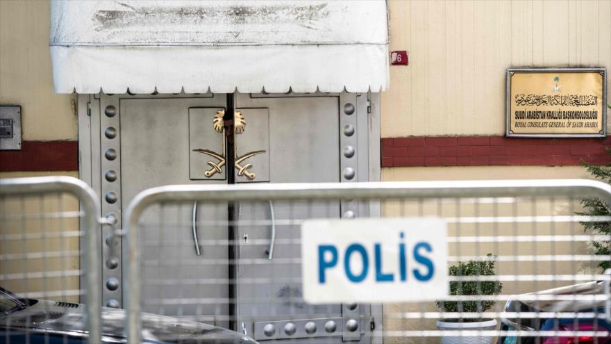 La entrada principal del consulado de Arabia Saudita en Estambul, 9 de octubre de 2018 (Foto: AFP).
