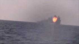 Fuerzas yemeníes golpean un barco de guerra de Arabia Saudí
