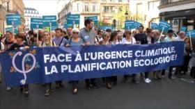 Franceses protestan en defensa del clima