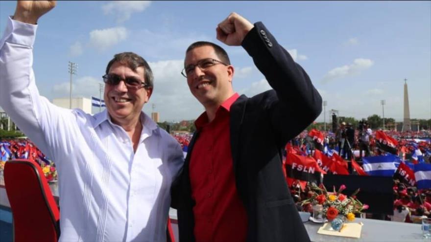 Cancilleres de Cuba y Venezuela, Bruno Rodríguez (i) y Jorge Arreaza, respectivamente, reiteraron la solidaridad con Nicaragua.