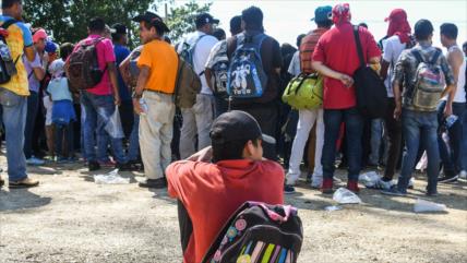 Trump amenaza con cortar ayuda a Honduras si no frena a migrantes