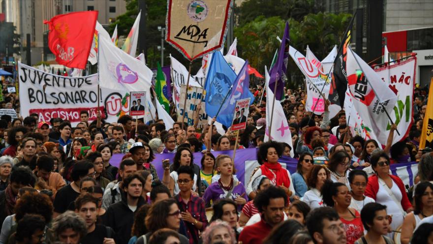 Protestas en Brasil y varios otros países contra Jair Bolsonaro