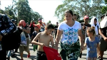 Migrantes hondureños vuelven a su país por no poder entrar a México