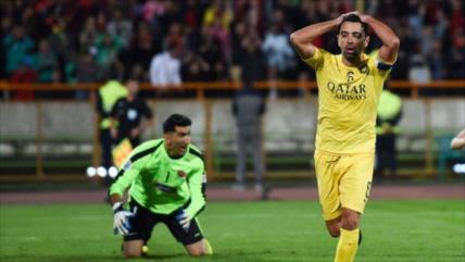 Paradón de portero iraní impide a Xavi cruzarse con el Madrid