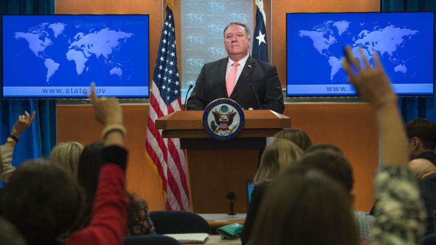 El secretario de Estado de EE.UU., Mike Pompeo, ofrece una rueda de prensa en Washington D.C., 23 de octubre de 2018 (Foto: AFP)