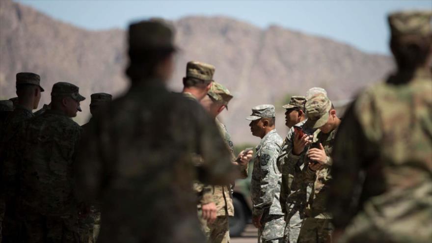 Los militares estadounidenses en la Base de la Fuerza Aérea en Phoenix, Arizona, 9 de abril de 2018. (Foto: AFP)