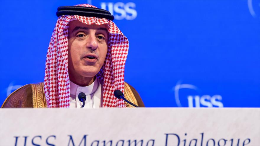 El canciller de Arabia Saudí, Adel al-Yubeir, durante una conferencia sobre seguridad en Manama, capital de Baréin, 27 de octubre de 2018. (Foto: AFP).