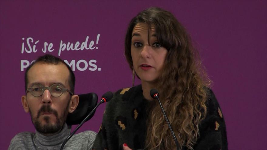 Izquierda Unida agudiza su ofensiva contra la monarquía en España