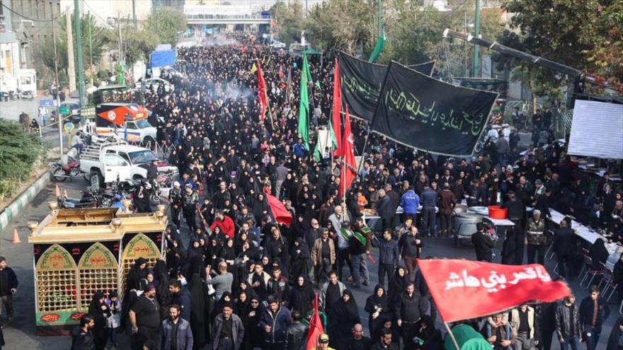 Multitudinaria marcha en Teherán, la capital iraní, en conmemoración de Arbaín, 30 de octubre de 2018. (Foto: Mehr News Agency)