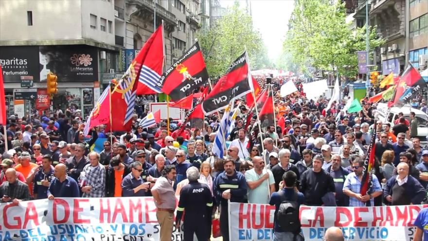 Paro parcial de obreros en apoyo a trabajadores del gas en Uruguay