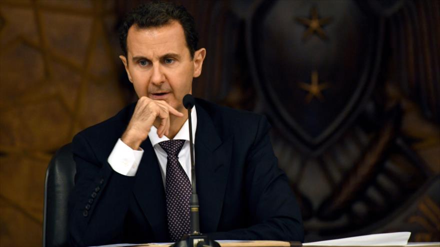 El presidente de Siria, Bashar al-Asad, habla en un foro internacional en Damasco, 31 de octubre de 2018. (Foto: SANA)