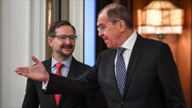 Rusia aboga por salvar Tratado INF tras retirada de Estados Unidos