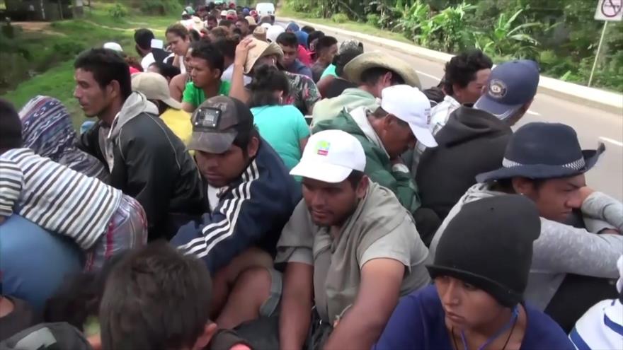 La amenaza de Trump de disparar a migrantes no detiene a caravana