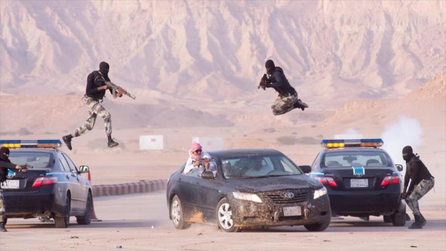 Miembros de las fuerzas de seguridad de Arabia Saudí en pleno entrenamiento militar, 12 de junio de 2107. (Foto: SPA).