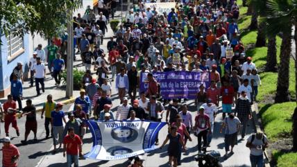 Migrantes de la caravana piden ayuda a la ONU