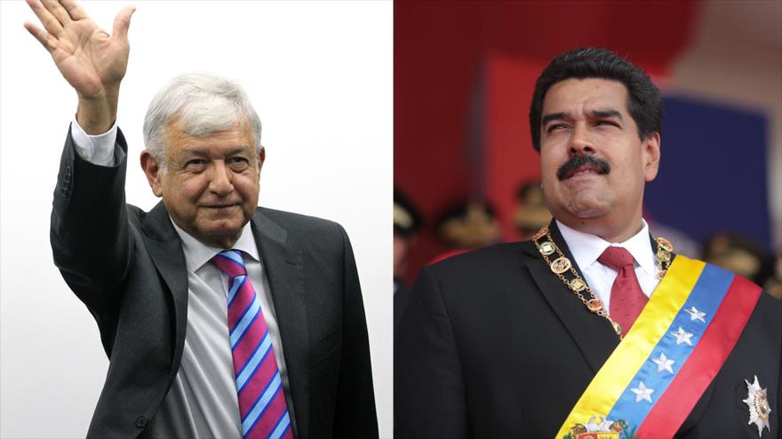 El presidente electo de México, Andrés Manuel López Obrador (izda.) y el presidente de Venezuela, Nicolás Maduro.