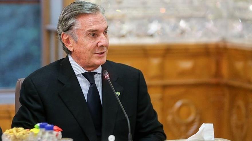 El expresidente de Brasil Fernando Collor de Mello, en una reunión con el presidente del Parlamento iraní, 11 de noviembre de 2018. (Foto: Tasnim)