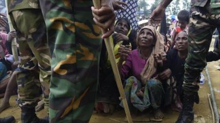 Bangladés despliega militares para repatriar a los Rohingya