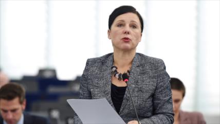 UE urge a Trump a respetar derechos humanos en caso de migrantes