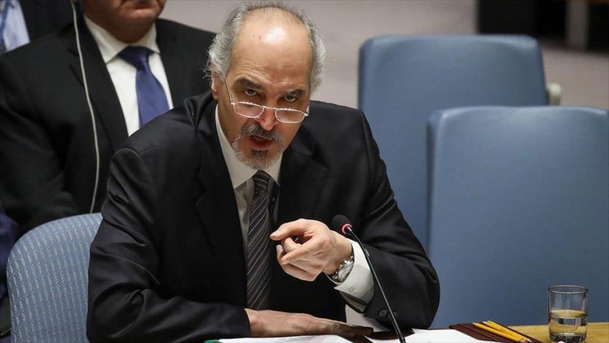 El embajador sirio ante la ONU, Bashar al-Yafari, en una sesión del Consejo de Seguridad de Naciones Unidas, 14 de abril de 2018. (Foto: AFP)