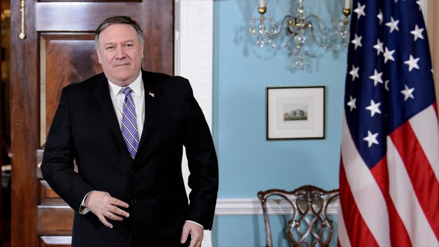 El secretario de Estado de EE.UU., Mike Pompeo, antes de una reunión en el Departamento de Estado, 16 de noviembre de 2018. (Foto: AFP)