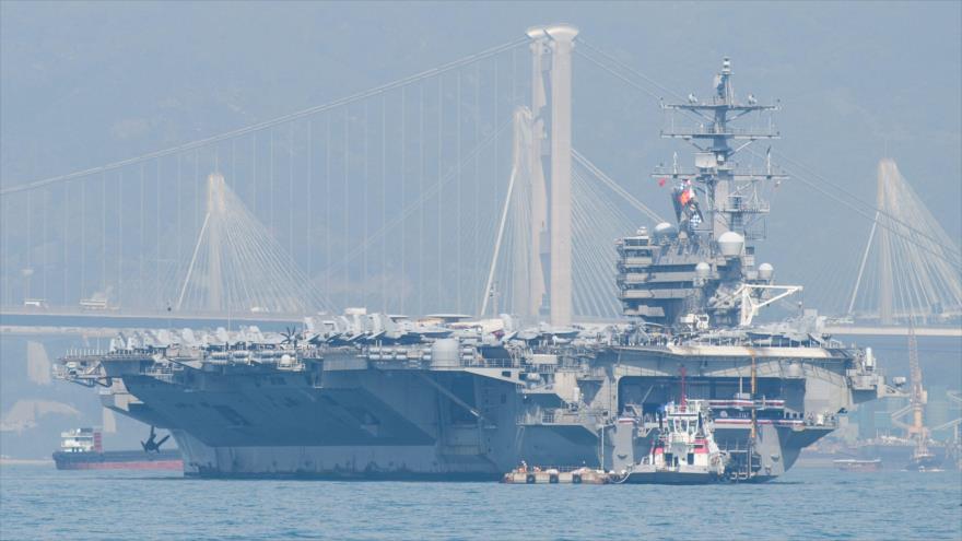 Portaviones USS Ronald Reagan llega a Hong Kong, retando a China