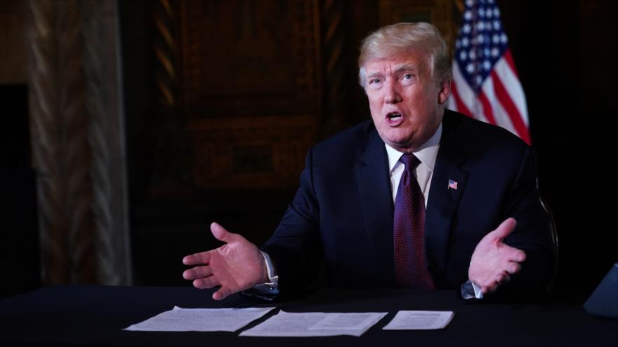 El presidente de EE.UU., Donald Trump, habla con la prensa desde su residencia de Mar-a-Lago en Palm Beach, Florida, 22 de noviembre de 2018. (Foto: AFP)