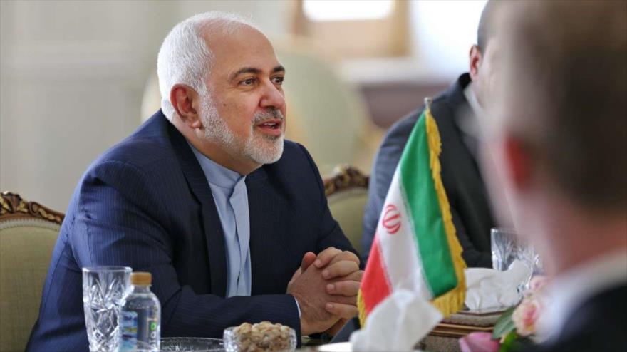 El canciller iraní, Mohamad Yavad Zarif, durante una reunión con su par británico, Jeremy Hunt, en Teherán, 19 de noviembre de 2018. (Foto: IRNA)