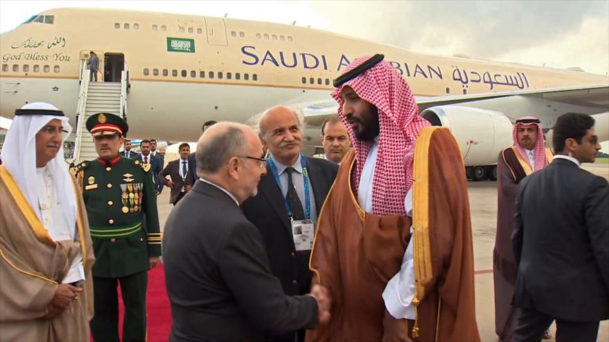 Muhamad bin Salman, el príncipe heredero saudí, arriba a Argentina, 28 de noviembre de 2018. (Foto: AFP)