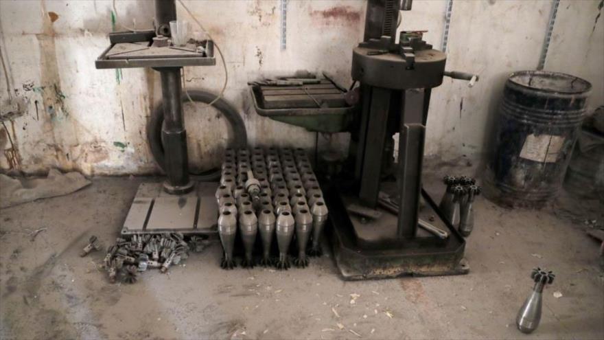 Proyectiles de mortero, fabricados por los terroristas de Daesh, en la ciudad siria de Al-Raqa. (Foto: Reuters)
