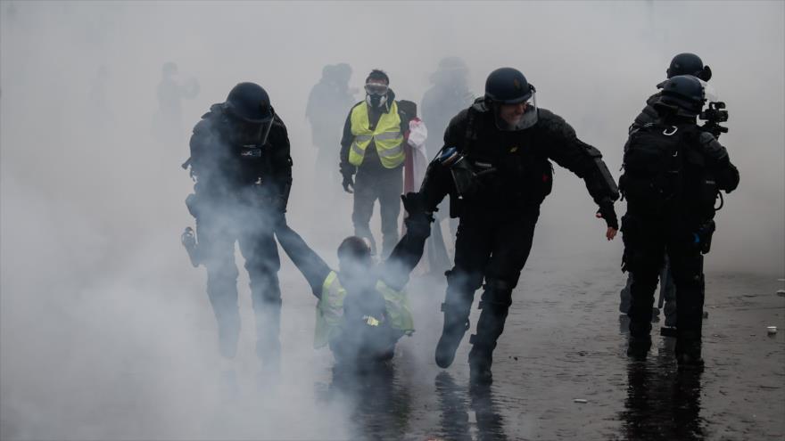 Al menos 133 heridos y otras 412 detenidos en protestas de Francia