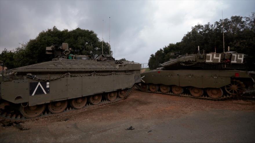 Tanques del régimen israelí cerca de la frontera con El Líbano, 5 de diciembre de 2018. (Foto: AFP)