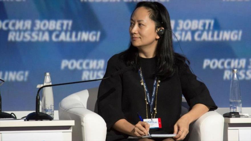 La directora financiera de Huawei, Meng Wanzhou, en un foro empresarial en Moscú, Rusia, 2 de octubre de 2014. (Foto: Reuters)
