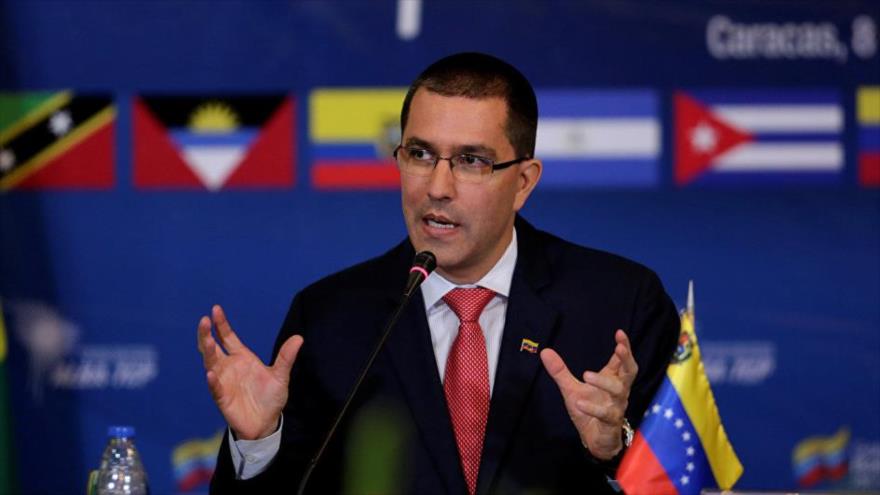 El ministro de Exteriores de Venezuela, Jorge Arreaza, durante un acto en Caracas, la capital, 8 de Agosto de 2017. (Foto: AFP)