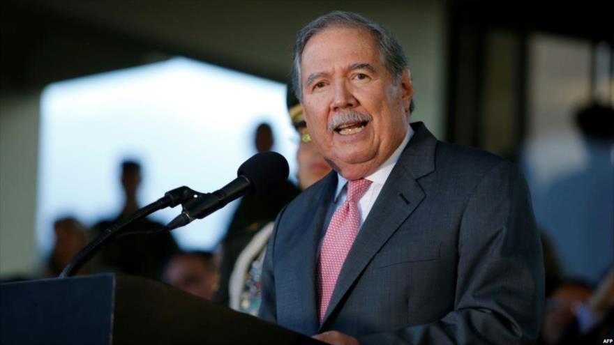 El ministro de Defensa de Colombia, Guillermo Botero.