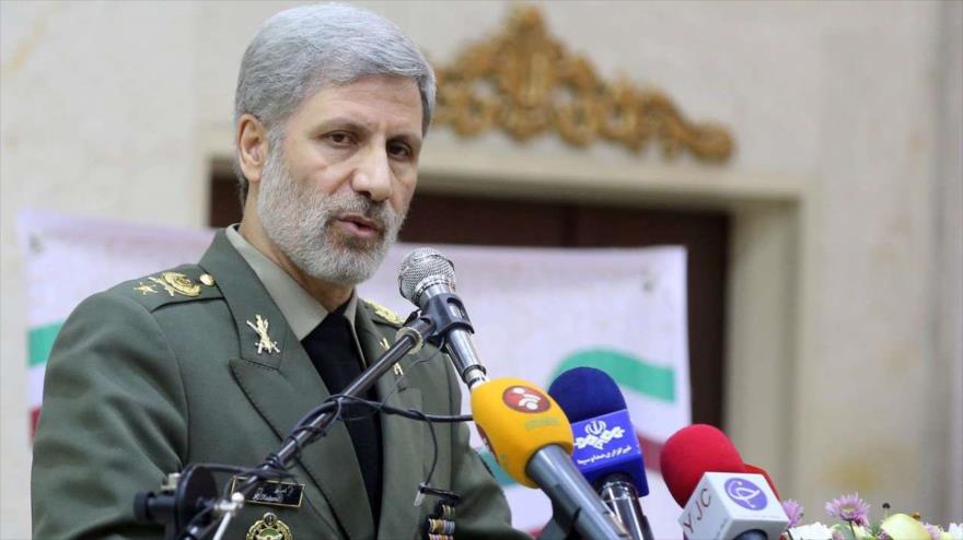 El ministro iraní de Defensa, el general de brigada Amir Hatami, habla durante un acto en Teherán (capital), 20 de noviembre de 2018. (Foto: IRNA)