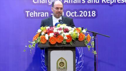 Irán advierte de que impedirá “robo de sus bienes” por EEUU