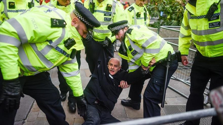 Protestan contra la cobertura de la BBC sobre el cambio climático