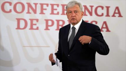 López Obrador niega conspiración en tragedia aérea de Puebla