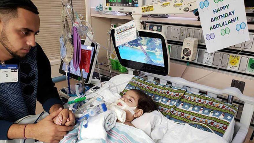 Ali Hassan, padre del niño de 2 años, Abdulá que murió en un hospital de California. 
