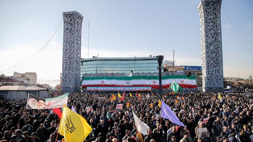 Iraníes conmemoran aniversario de la ‘Epopeya del 9 de dey’