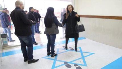 Ministra jordana pisa bandera israelí e irrita a Tel Aviv