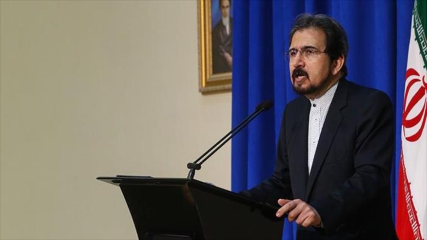 El portavoz de la Cancillería iraní, Bahram Qasemi, habla en una rueda de prensa en Teherán, la capital, 31 de diciembre de 2018. (Foto: FARS)