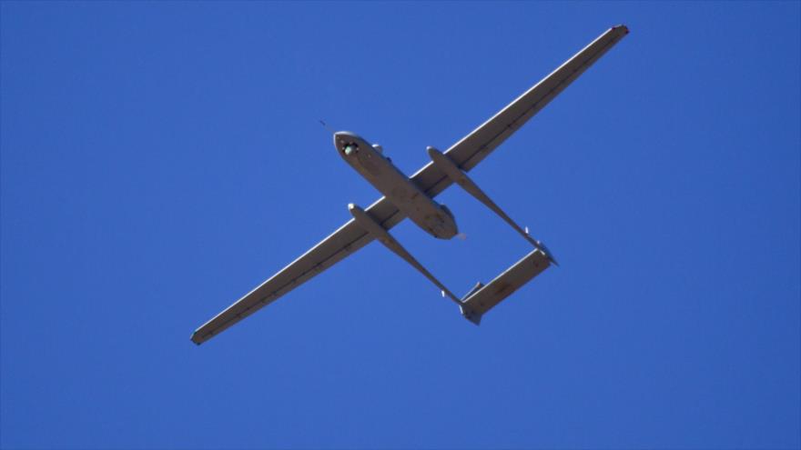 Un dron tipo Heron de las fuerzas aéreas de Israel sobrevuela los territorios palestinos ocupados.