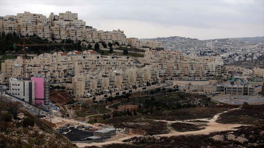 Vista general de un asentamiento ilegal israelí construido en la ocupada Cisjordania.