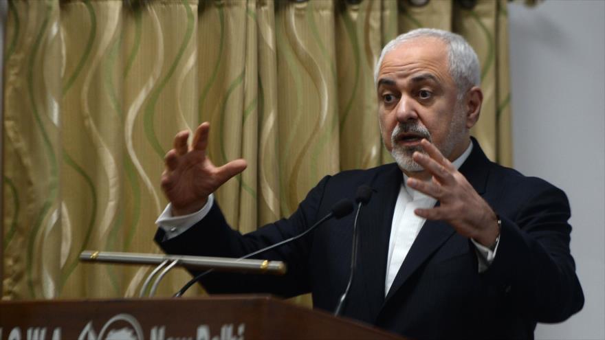 El canciller iraní, Mohamad Yavad Zarif, habla durante un evento en Nueva Delhi (capital india), 8 de enero de 2019. (Foto: AFP)