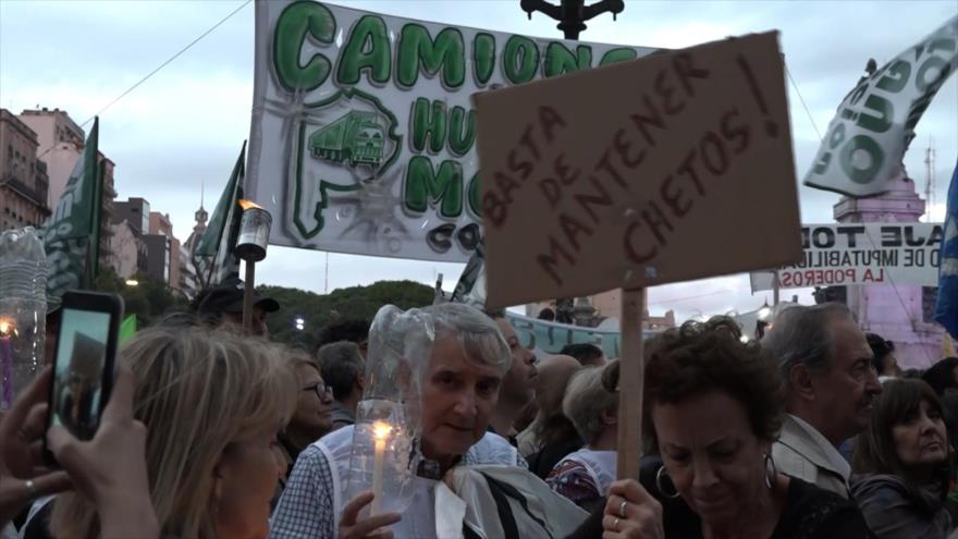 Marcha de los argentinos contra aumento de tarifas 