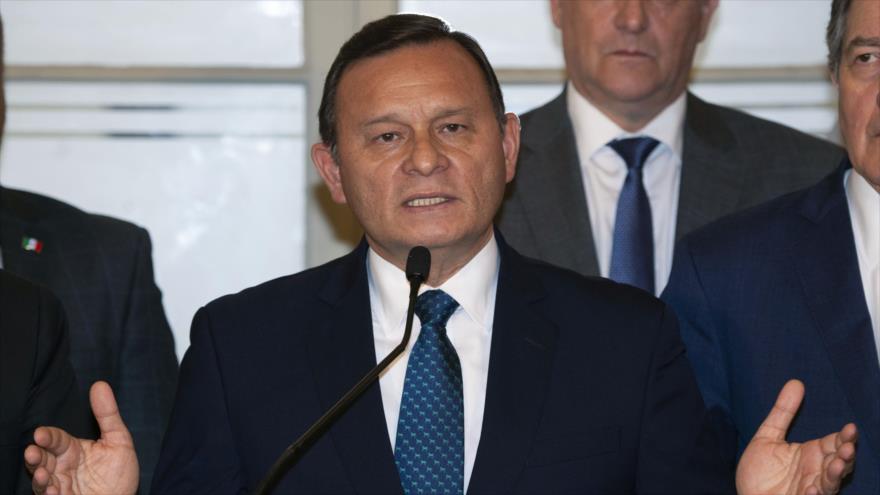 El ministro de Relaciones Exteriores de Perú, Néstor Popolizio, habla en una rueda de prensa, Lima, 4 de enero de 2019. (Foto: AFP)