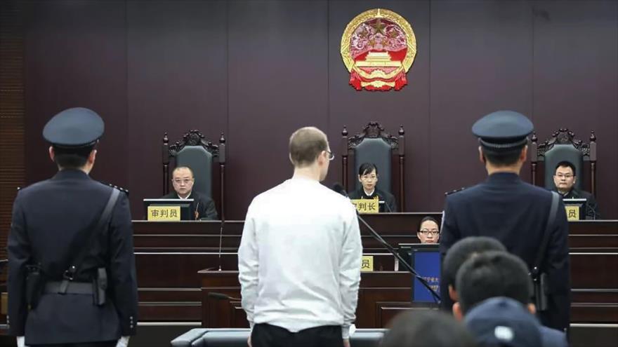 El canadiense Robert Lloyd Schellenberg, en el tribunal de Dalian, en la provincia china de Liaoning, 14 de enero de 2019. (Foto: AFP) 
